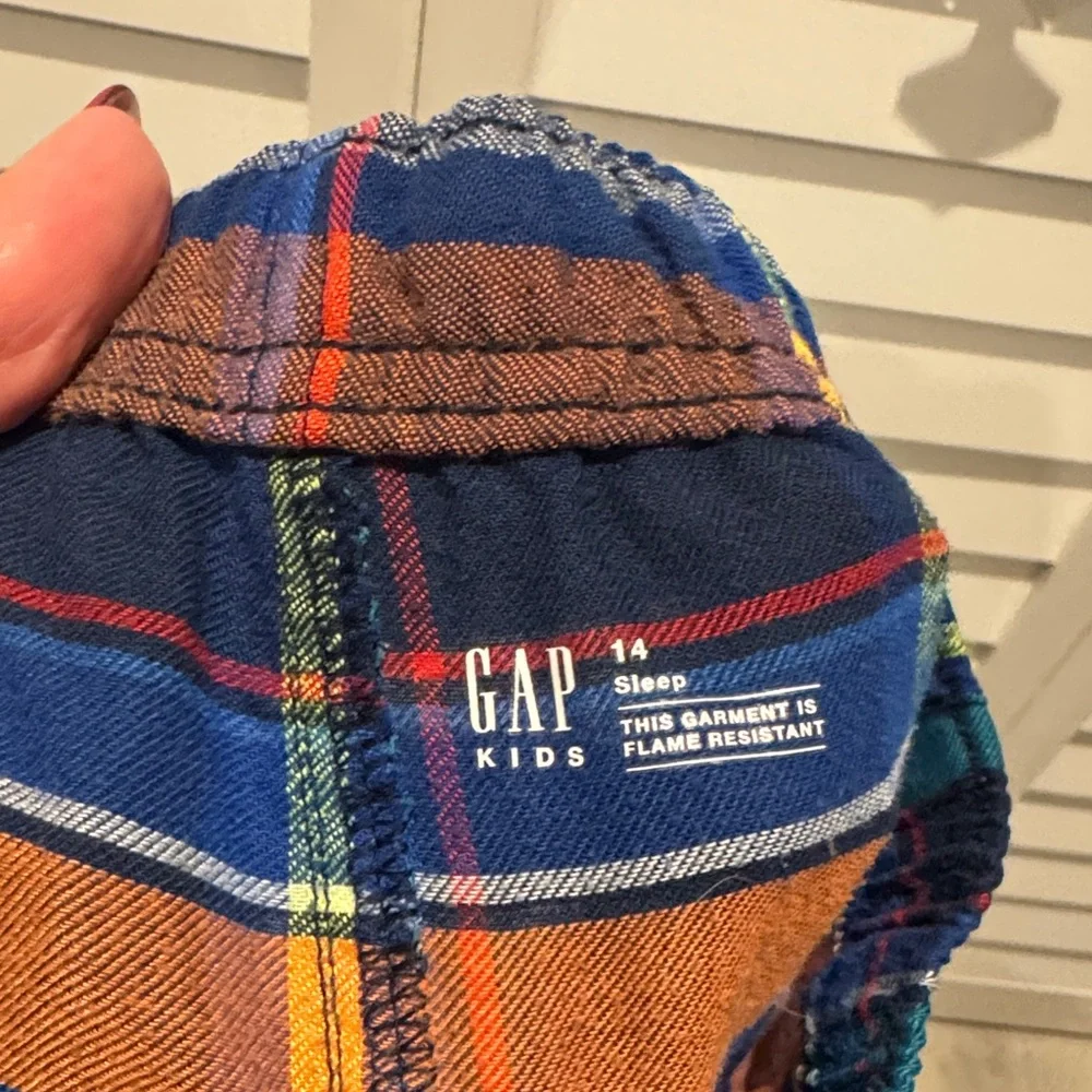 GAP Multicolor Plaid Lounge Pants